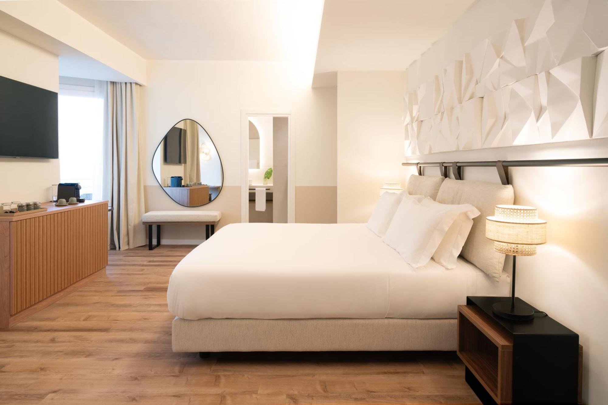 Hotel Delfino 4*
