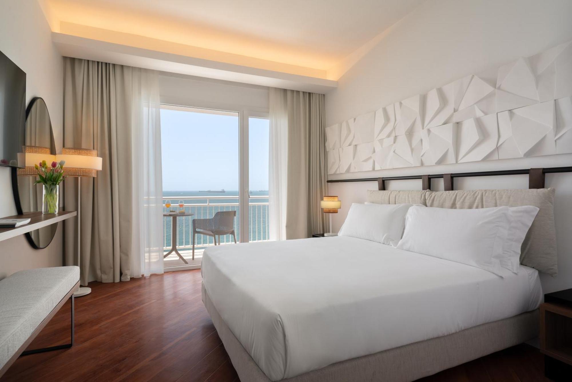 Delfino Hotel